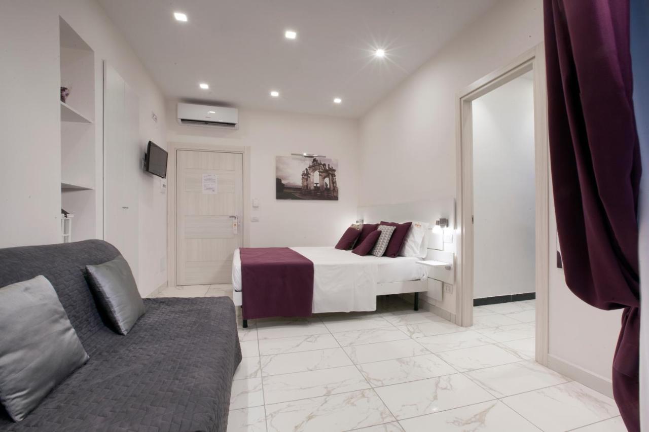 Suite Dei Catalani Naples Extérieur photo
