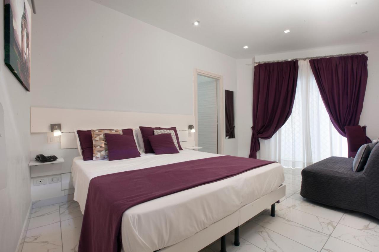Suite Dei Catalani Naples Extérieur photo
