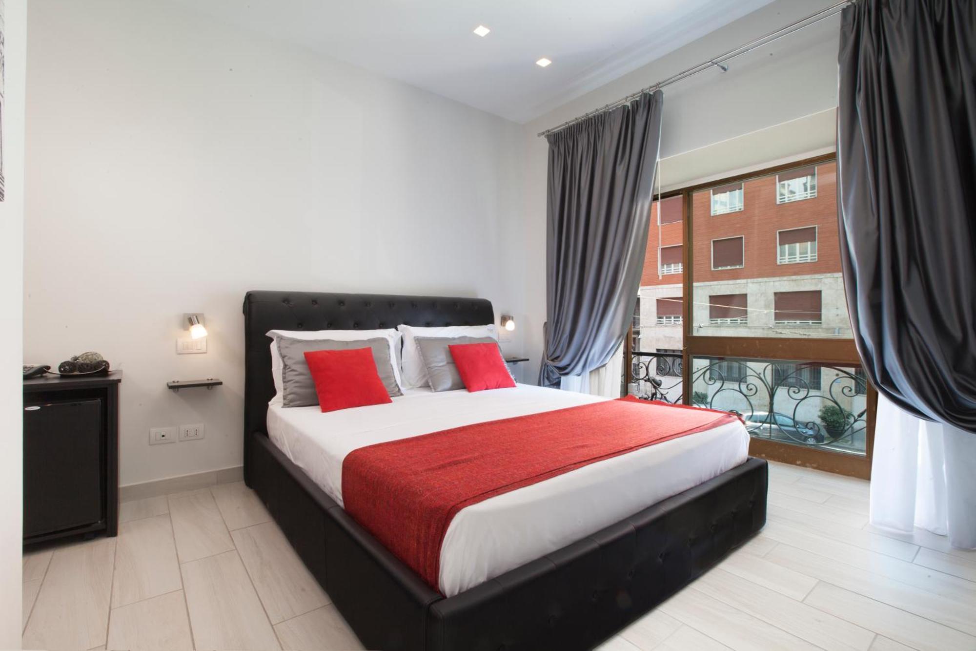 Suite Dei Catalani Naples Extérieur photo