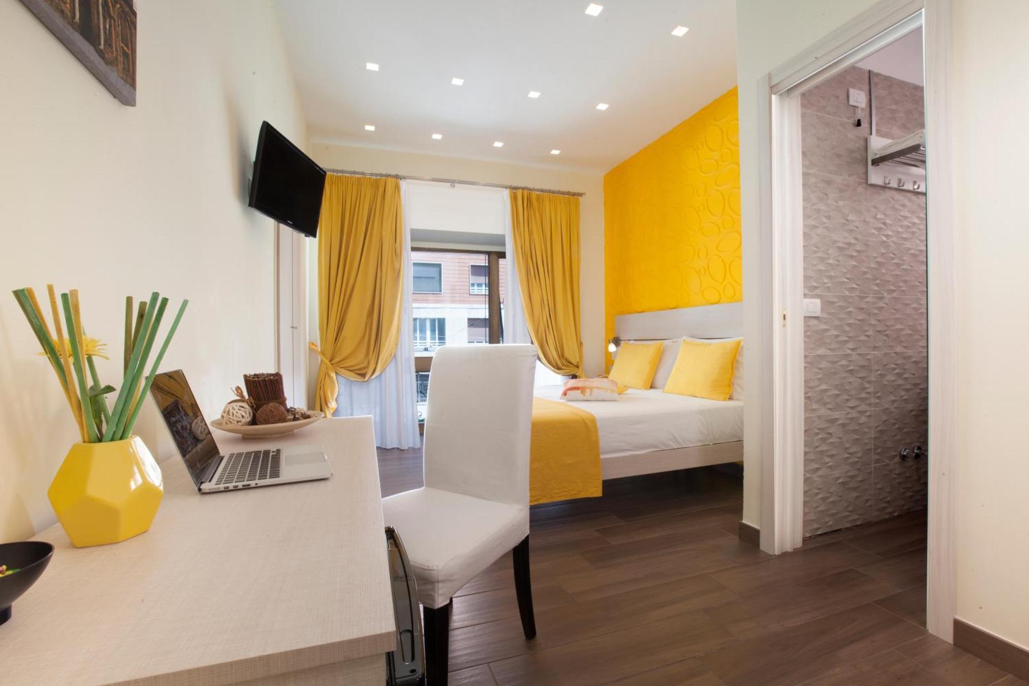 Suite Dei Catalani Naples Extérieur photo
