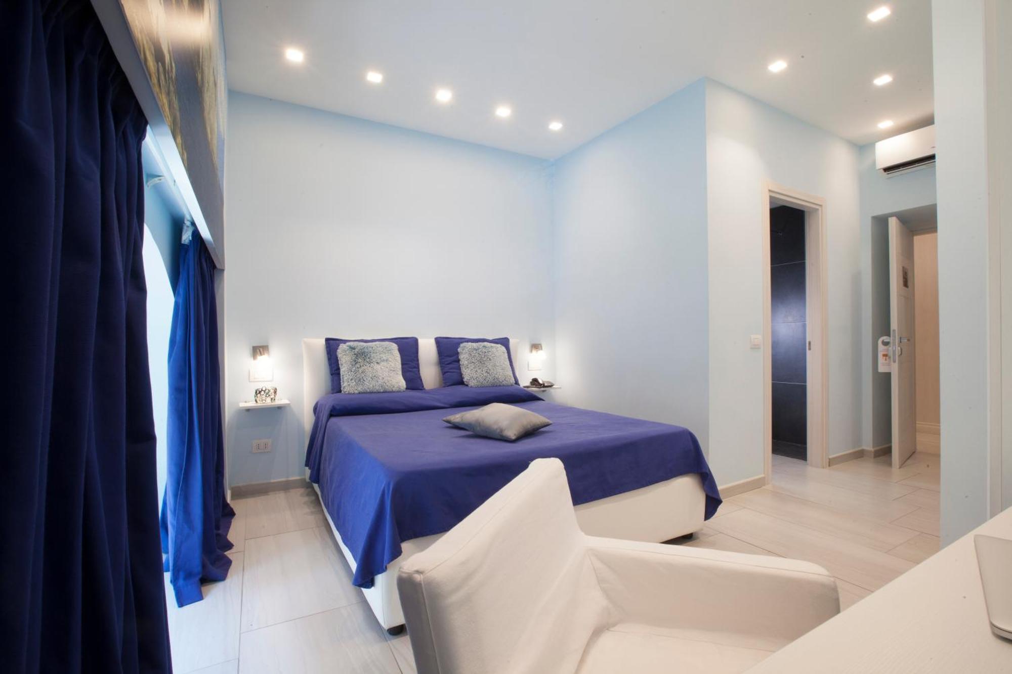 Suite Dei Catalani Naples Extérieur photo