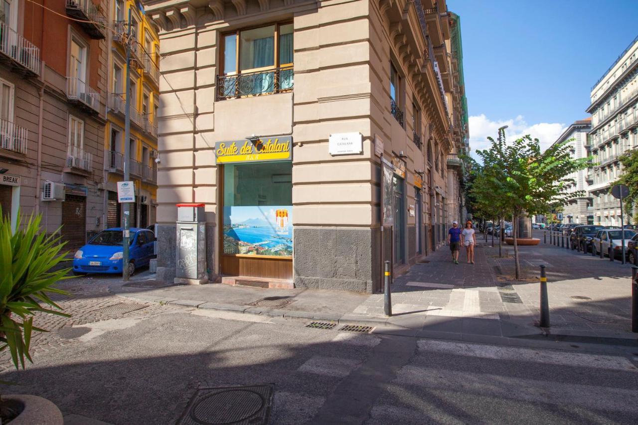 Suite Dei Catalani Naples Extérieur photo