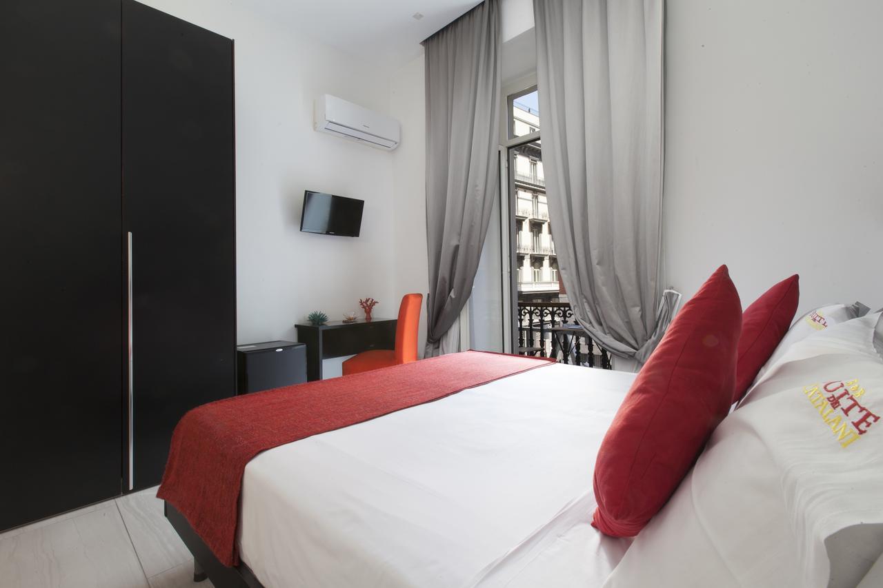 Suite Dei Catalani Naples Extérieur photo