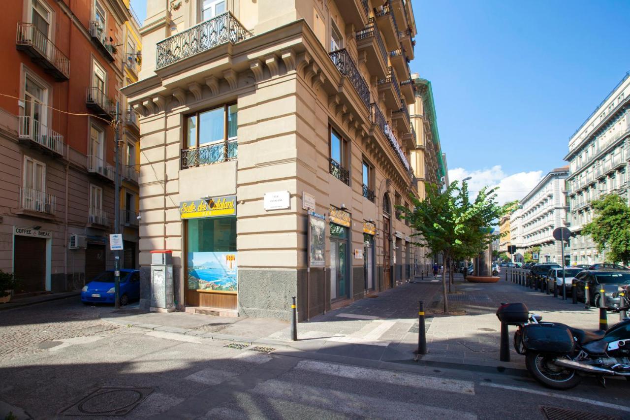 Suite Dei Catalani Naples Extérieur photo