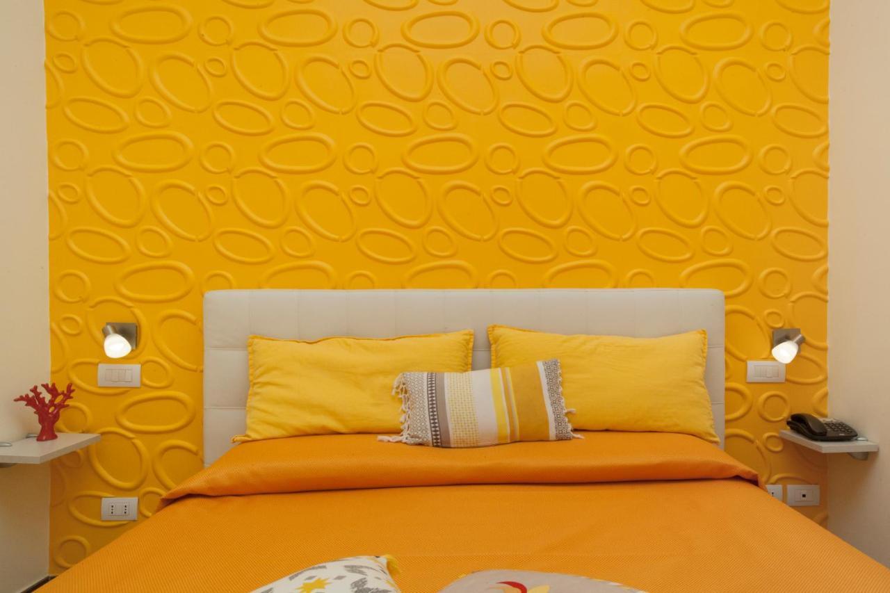 Suite Dei Catalani Naples Extérieur photo